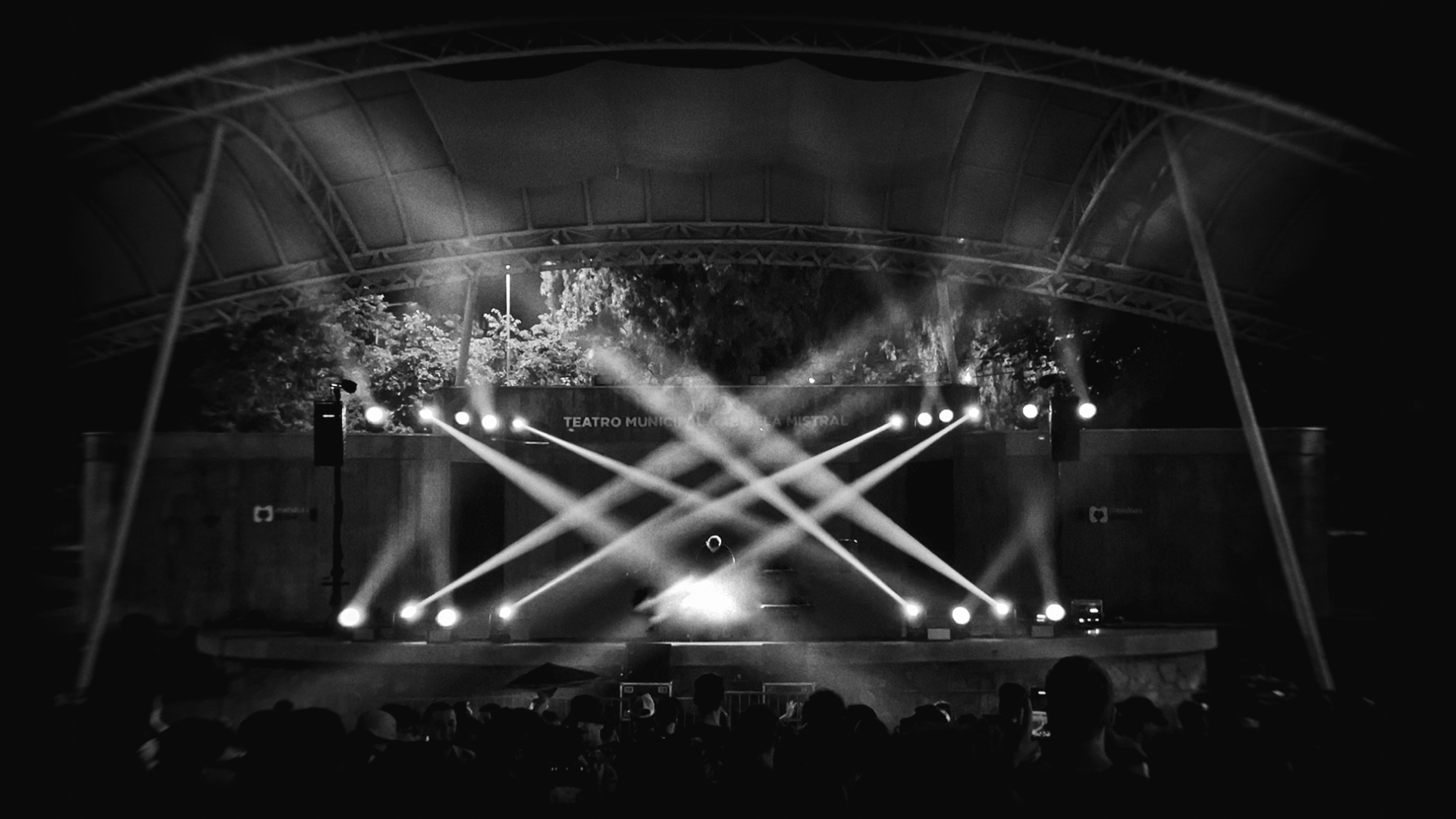 Mendoza Teatro - DEFINIENDO